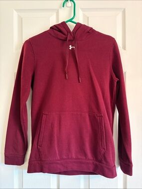 UNDER ARMOUR ‘Loose Fit’ Burgundy Hoodie 🌟Bundle and Save 2/$30🌟